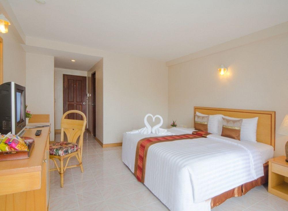 Eastiny Place Hotel