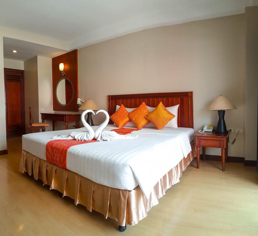 Eastiny Place Hotel 3*