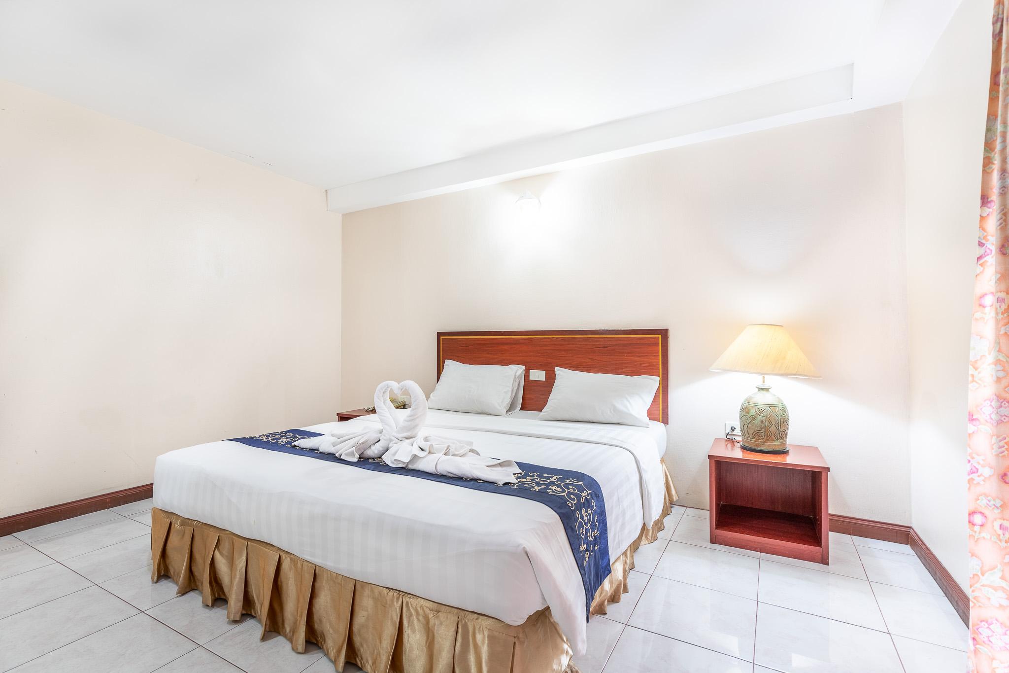 Eastiny Place Hotel