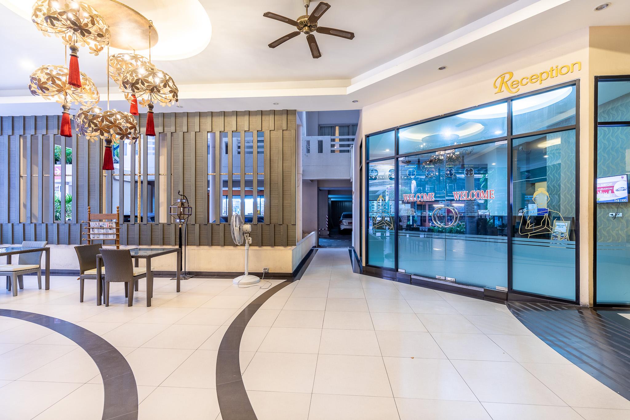 Eastiny Place Hotel