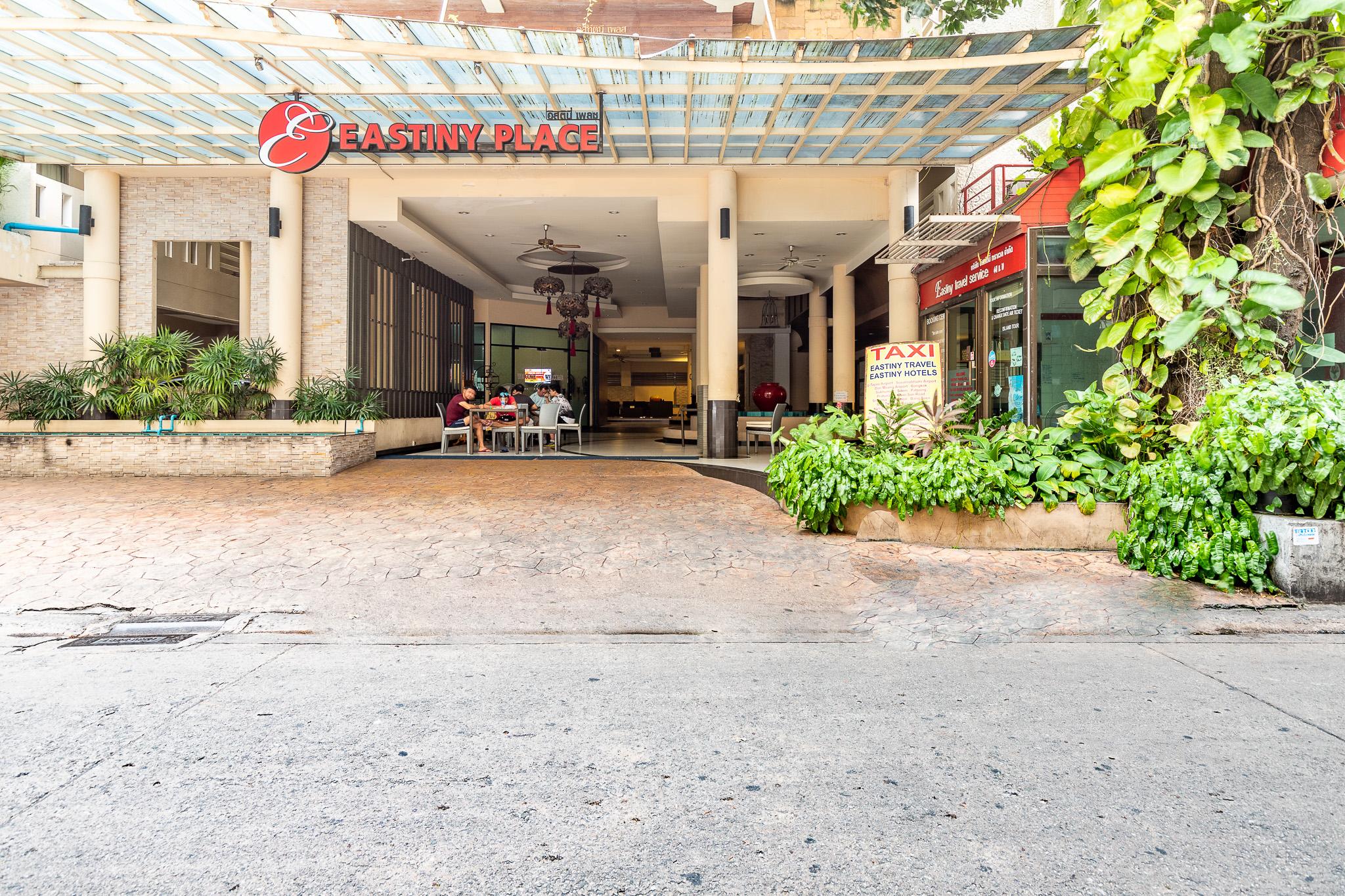 Eastiny Place Hotel